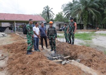 Kodim 0208 Asahan Gelar Patroli Kamtibmas, Dandim Tinjau Poskamling di Wilayah Kisaran Barat