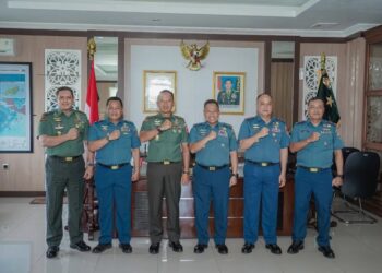 Kodam XV/Pattimura Berangkatkan 15 Personel Laksanakan Ibadah Umrah