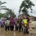 Respon Cepat, Kodam Iskandar Muda Bantu Evakuasi Korban Banjir