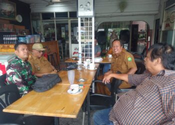 BABINSA KOMSOS DENGAN KEPLING/WARGA DAN PANTAU WILAYAH