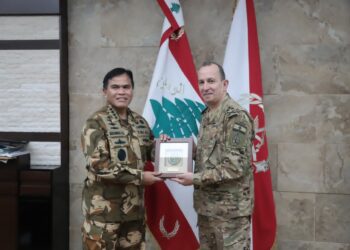 PERKUAT HUBUNGAN DIPLOMASI, KASAL LAKSANAKAN BILATERAL MEETING BERSAMA PIMPINAN ANGKATAN BERSENJATA DI LEBANON