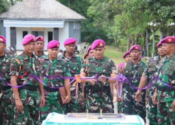 Komandan Puslatpurmar 4 Purboyo Resmikan Gapura Ksatrian Puslatpurmar 4 Purboyo Malang Selatan 