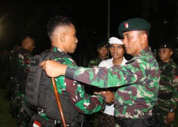 Yonif 900/SBW Lepas 96 Personel Melaksanakan Satgas Ops Mobile Papua