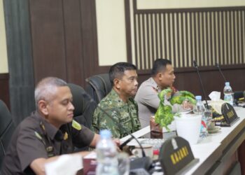 Danramil 11/KP Hadiri Rapat Paripurna DPRD Kabupaten Labuhanbatu Selatan.
