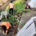 Wujud Kepedulian Terhadap Lingkungan Yang Sehat, Babinsa Bersama DLH, Kerja Bhakti Bersihkan Sampah Dan Rumput