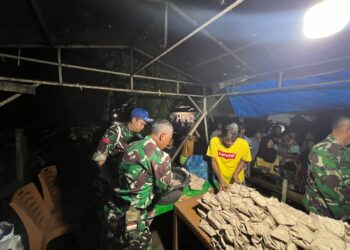 TNI AD Operasionalkan Dapur Lapangan di Aceh dan Sumbar untuk Bantu Korban Banjir dan Longsor