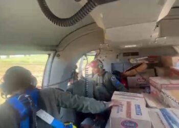Gerak Cepat, Unsur Helikopter Wing Udara 1 As 565 Mbe Panther Turunkan Bantuan Kemanusiaan di Tapanuli Tengah