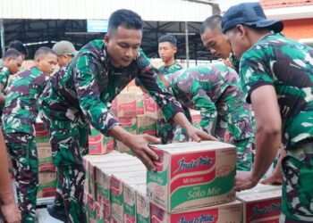TNI Kirim Bantuan Kemanusiaan ke Tiga Provinsi Terdampak Bencana