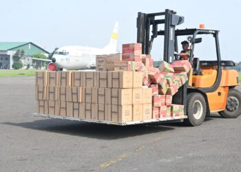 TNI Kembali Distribusikan Bantuan Kemanusiaan ke Wilayah Terdampak
