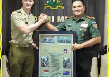 Akmil Lepas Instruktur Australia Kapten Kav Damon Radford