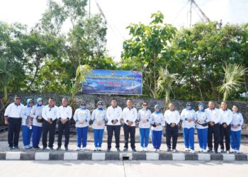 Komandan Lanal Bandung Ikuti Olahraga Bersama KASAL dalam Rangka HUT Armada RI Tahun 2025