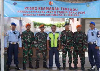 Tingkatkan Keamanan Nataru, Prajurit Yon Parako 472 Pasgat Perketat Pengamanan Bandara