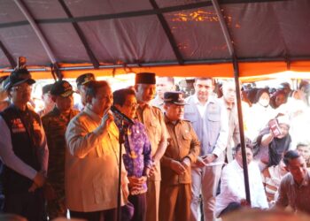 Presiden RI Kunjungi Masyarakat Yang Terdampak Banjir di Nagari Kasai, Batang Anai