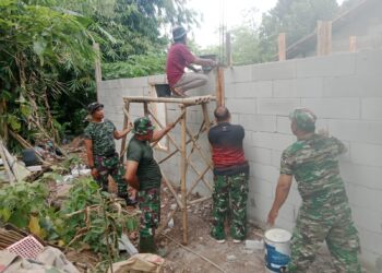 Wujudkan Hunian Layak, Korem 052/Wkr Gelar Program Bedah Rumah