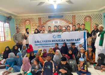 Pos Gunabanir dan Pos Segumun Bersama Yayasan Baitul Maal PLN Perkuat Kepedulian Sosial di Wilayah Perbatasan-perbatasan