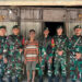 Keberhasilan Pendekatan Humanis, Satgas Pamtas Yonarhanud 2 Kostrad Terima Pucuk Senjata Api dari Warga