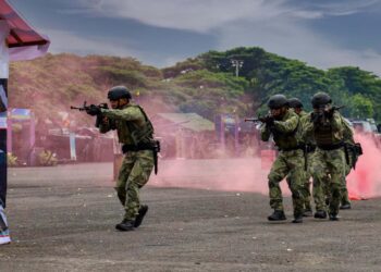 Prajurit Buaya Petarung Kenalkan Persenjataan dan Alutsista Pasukan Infanteri Korps Marinir Pada Taruna AAL Tingkat I Angkatan 74