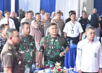 Komandan Puslatpurmar 7 Lampon Hadiri Acara Peresmian Gerbang Samudera Di Mako Satpolairud Banyuwangi
