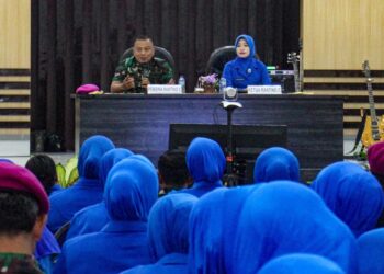 Pererat Tali Silaturahmi, Danyonif 3 Marinir Beri Arahan Kepada Keluarga Besar Hiu Petarung