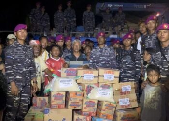 ‎Dandim 0107/Aceh Selatan Bersama Forkopimda Sambut dan Dampingi Gubernur Aceh Tinjau Kondisi Pasca Banjir ‎ ‎Aceh Selatan