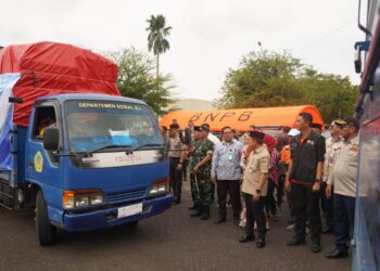 Danrem 042/Gapu Hadiri Pelepasan Bantuan Kemanusiaan untuk Korban Bencana di Aceh, Sumut, dan Sumbar