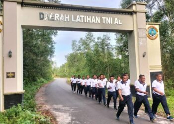 Tingkatkan Kesehatan Dan Kebugaran Prajurit Puslatpurmar 9 DBS Laksanakan Jalan Santai
