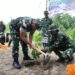 Cegah Banjir di Dusun Kebonduren, Korem 081/DSJ Perkuat Tanggul dengan Penghijauan