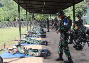 Asah Profesionalisme, Prajurit Makorem 052/Wkr Gelar Latihan Menembak Senjata Ringan