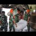 Yon Arhanud 14 Pasgat Perkuat Misi Kemanusiaan Penyaluran Bantuan Masyarakat Natuna ke Aceh, Sumut, dan Sumbar