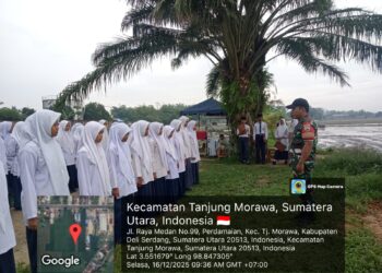 Babinsa Koramil 0201-16/TM Latih PBB Dasar Siswa SMP Nahdlatul Ulama Deliserdang