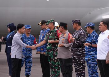 Wapres RI Transit di Lanud Soewondo, Disambut Pangdam I/BB, Lanjut ke Gayo Lues Tinjau Korban Bencana Aceh