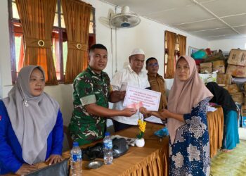 Babinsa Koramil 07/AKB menghadiri acara pembagian Bantuan Langsung Tunai Dana Desa (BLTDD) tahap II desa kampung pajak