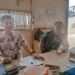 BABINSA KELURAHAN HELVETIA MELAKSANAKAN KOMSOS DENGAN TOKOH MASYARAKAT WILAYAH BINAAN