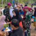 Pen Pasmar 1. Sigap Tanggap Bencana, Prajurit Yonranratfib 1 Marinir Tergabung Satgas PRCPB Salurkan Bantuan di Sumatera Barat