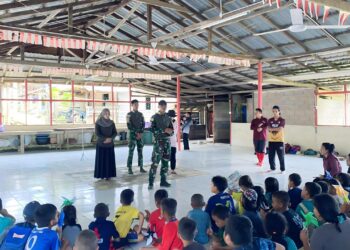Pos Siding Bersama Komunitas Pelita Batas dan Roema Djiwa Tingkatkan Literasi Anak-Anak di Wilayah Perbatasan