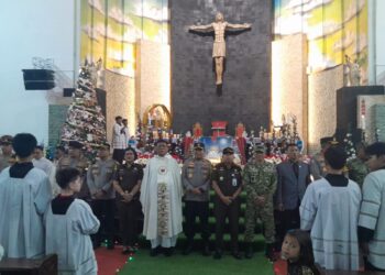 Dandim 0510/Tigaraksa Bersama Forkopimda Pastikan Pengamanan Natal 2025 di Citra Raya Berjalan Aman