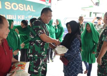 Di Hari Ibu, Persit Koramil Tangerang Dorong Kepedulian Sosial, Saluran Sembako
