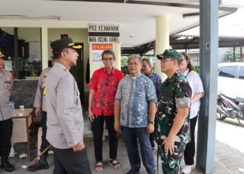 Pam Nataru 2025/2026 ,Kapolda Metro Jaya Bersama Dandim 0503/JB dan Kapolres Metro Jakarta Barat Berikan Kenyamanan dan Keamanan Umat Nasrani