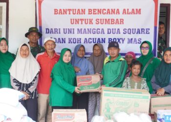 Kodim 0308/Padang Pariaman Salurkan Bantuan Kemanusiaan dari Uni Mangga Dua Square dan Koh Acuan Roxy Mas