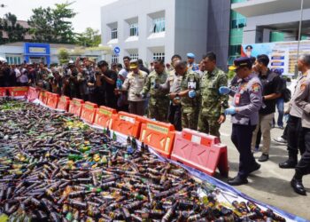 Dandim 0510/Tigaraksa Hadiri Pemusnahan Barang Bukti ,Pelantikan Pokja Wartawan dan Peresmian Ruang Media Center di Mapolres Tanggerang