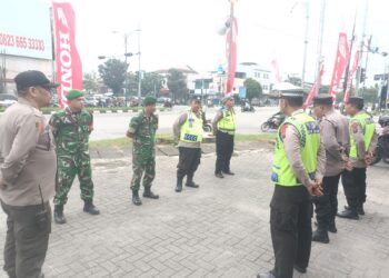 Babinsa Koramil 0201-02/MT Laksanakan Pos PAM Natal 2025 dan Tahun Baru 2026 di Medan Timur