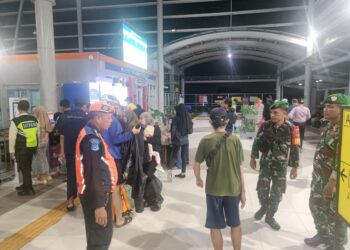 Patroli Humanis, Koramil 03/Telukpucung Antisipasi Gangguan Kamtibmas Sambut Tahun Baru 2026