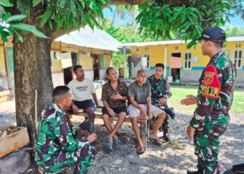 ‎Sapa Sehat Masyarakat, Satgas Pamtas Yonarhanud 2 Kostrad Melaksanakan Komsos dan Kesehatan Keliling