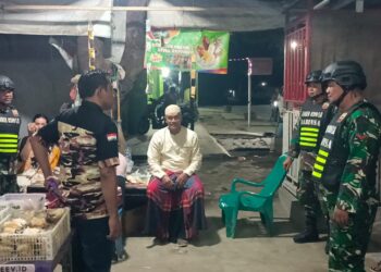 Koramil 11/KP bersama Komponen Pendukung FKPPI melaksanakan patroli bersama.