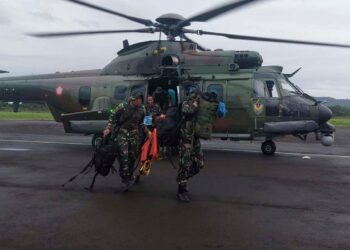 Bantu Penyaluran Bantuan, Prajurit Korpasgat Operasionalkan Bandara Dr. FL. Tobing Sibolga