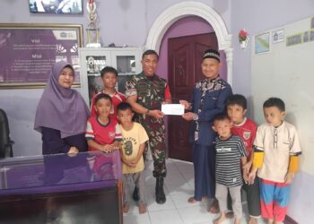 Babinsa Koramil 0201-06/Medan Sunggal Laksanakan Penyerahan Bantuan dari Dandim 0201/Medan