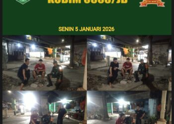 Bersama Masyarakat,Serka Taufik.H Ikut Siskamling PAM Swakarsa Ciptakan  Keamanan dan Kenyamanan di Kec Kembangan
