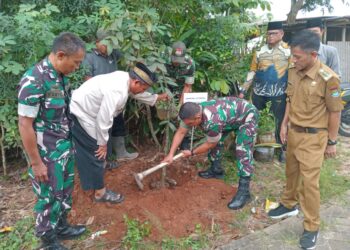 Hadiri Peringatan Hari Sejuta Pohon dan Lingkungan Hidup,Danramil 13/Cisoka Bersama Kades dan Warga “Selamatkan Bumi”
