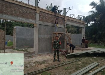 Percepatan Pertumbuhan Ekonomi Rakyat, Koramil 01/AK Laksanakan Pengawasan Pembangunan Koperasi Merah Putih
