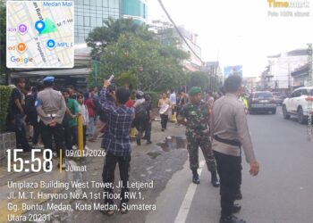 Babinsa Koramil 0201-02/MT Monitoring Aksi Unjuk Rasa Cipayung Plus di Medan Timur